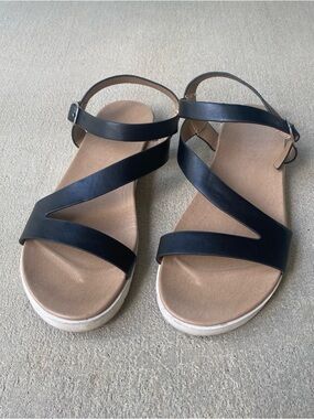 Black Strappy Women's Sandals Ankle Strap Size 7